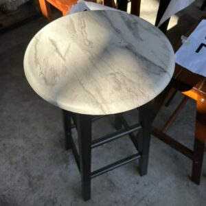 bar stool marble putih